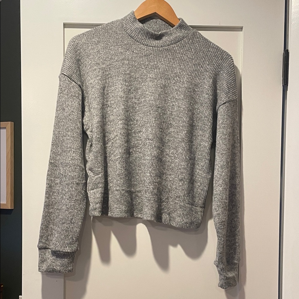 Elegant Gray Women's Mock Turtleneck Sweater